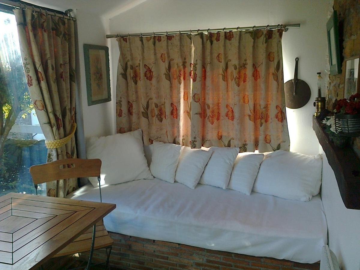 Giverny Cottage แซ็งต์-คูว์ลอมป์ ภายนอก รูปภาพ