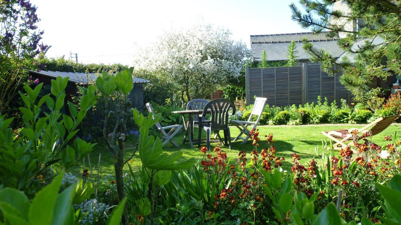 Giverny Cottage แซ็งต์-คูว์ลอมป์ ภายนอก รูปภาพ
